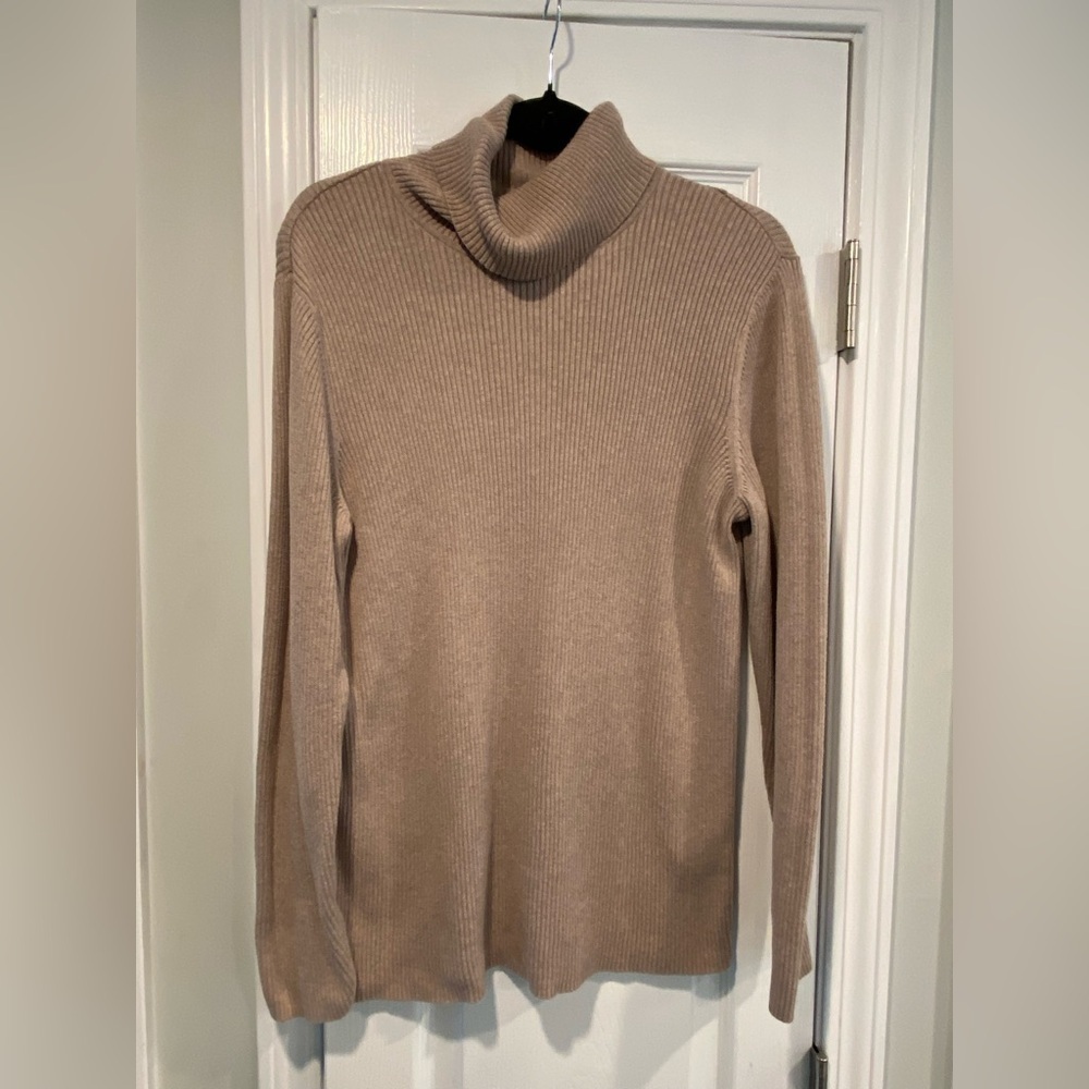Old Navy Size XL Mushroom Beige Long Sleeve Ribbed Knit Cowl Neck Sweater